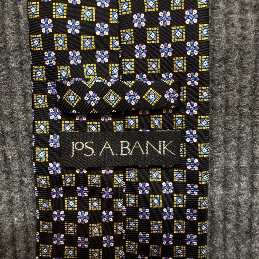 Jos. A. Bank Silk Tie Mens Black Blue Gold Geometric Floral Medallion Hand Sewn